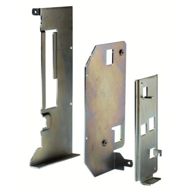 1SDA063856R1 Устройство крепления выключателя SHOULDERS OF FIXING TO FLOOR T7-T7M-X1 F