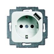 2CKA002011A6175 Розетка SCHUKO 16А 250В с защитными шторками, с устройством зарядным USB 700мА, серия Reflex SI, цвет альпийский белый