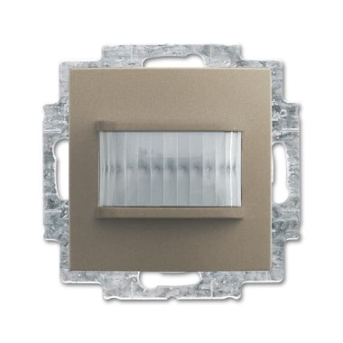 2CKA006220A0667 MSA-F-1.1.1-93 Датчик движения/релейный активатор free@home, Basic 55, цвет шампань 2CKA006220A0667 MSA-F-1.1.1-93 Датчик движения/релейный активатор free@home, Basic 55, цвет шампань