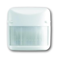 2CKA006800A2165 Датчик движения Busch-Wächter 180 UP Сенсор Комфорт II, с селективной линзой, серия Reflex SI, цвет альпийский белый