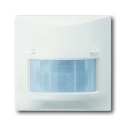 2CKA006800A2504 Датчик движения Busch-Wächter 180 UP Сенсор Комфорт II, с селективной линзой, серия impuls, цвет белый бархат