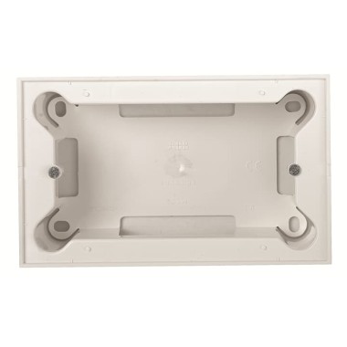 2CLA299400N1101 Цоколь для открытой установки на 4 модуля, без рамки, серия Zenit, цвет альпийский белый