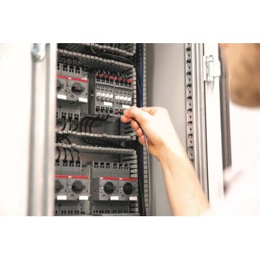 1SAM350200R1002 Автоматич.выключ. MS132-0.25B 100кА с регулир. тепловой защитой 0.16A-0.25А Класс тепл. расцепит. 10